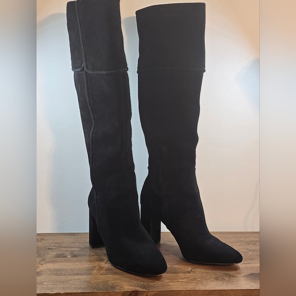🤩Host Pick❤️AD & Daughters Black Suede Heeled Boots Women's Size 9 - Picture 2 of 11
